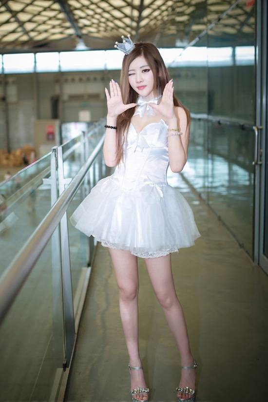 清纯妹子美腿性感迷人-6