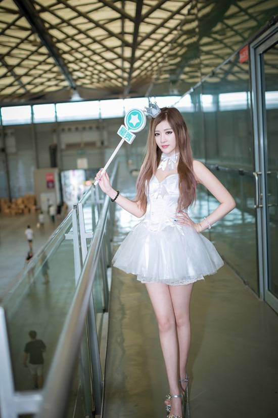 清纯妹子美腿性感迷人-7