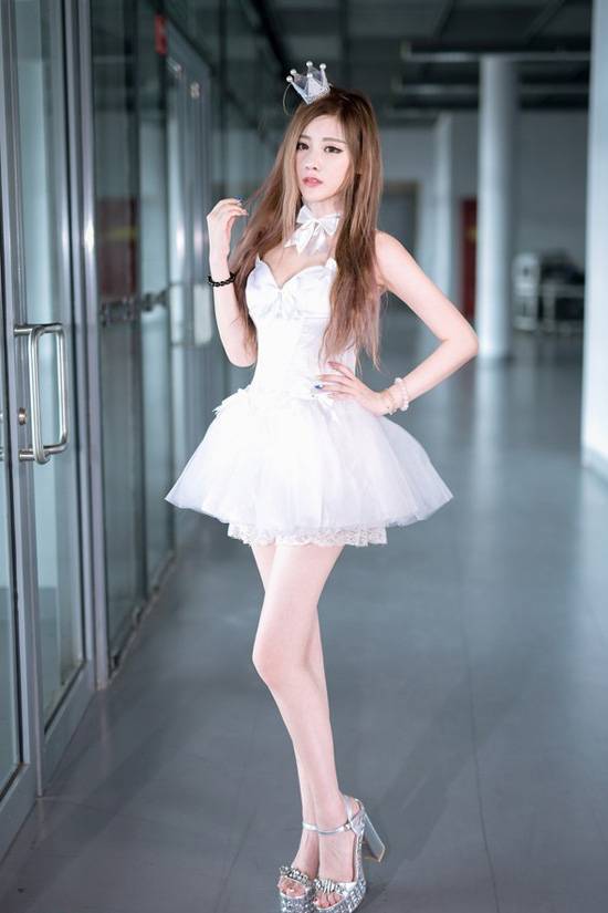 清纯妹子美腿性感迷人-9