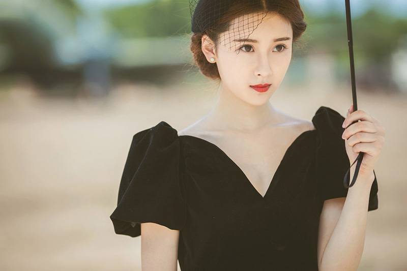 性感美女诱惑迷人写真