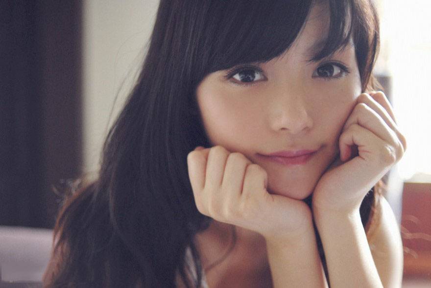 性感少女温暖如玉