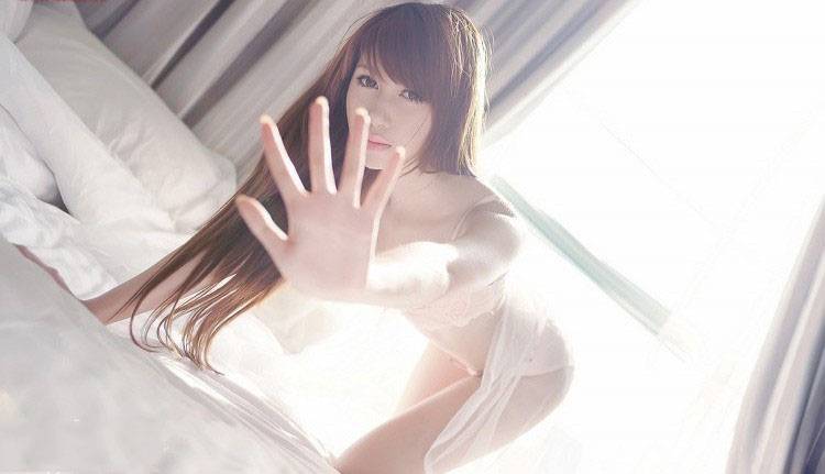 粉嫩女生香艳私房-7