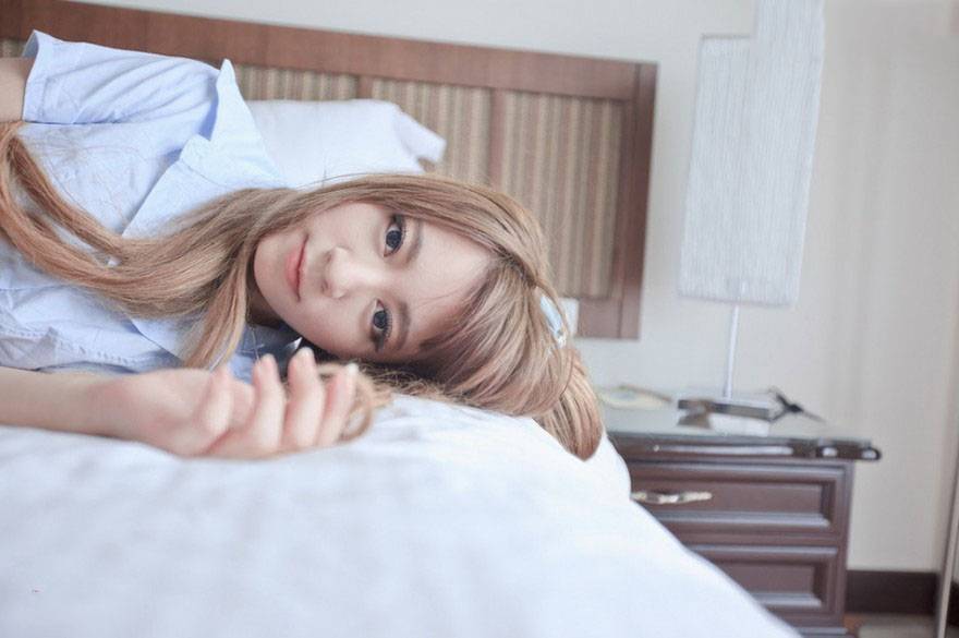 蓝眼美女迷人心弦-10