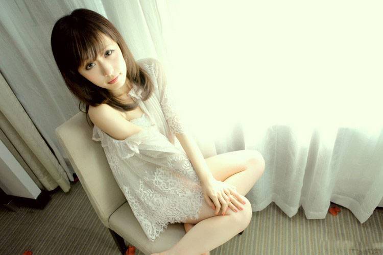 清纯甜美女孩小菲美照