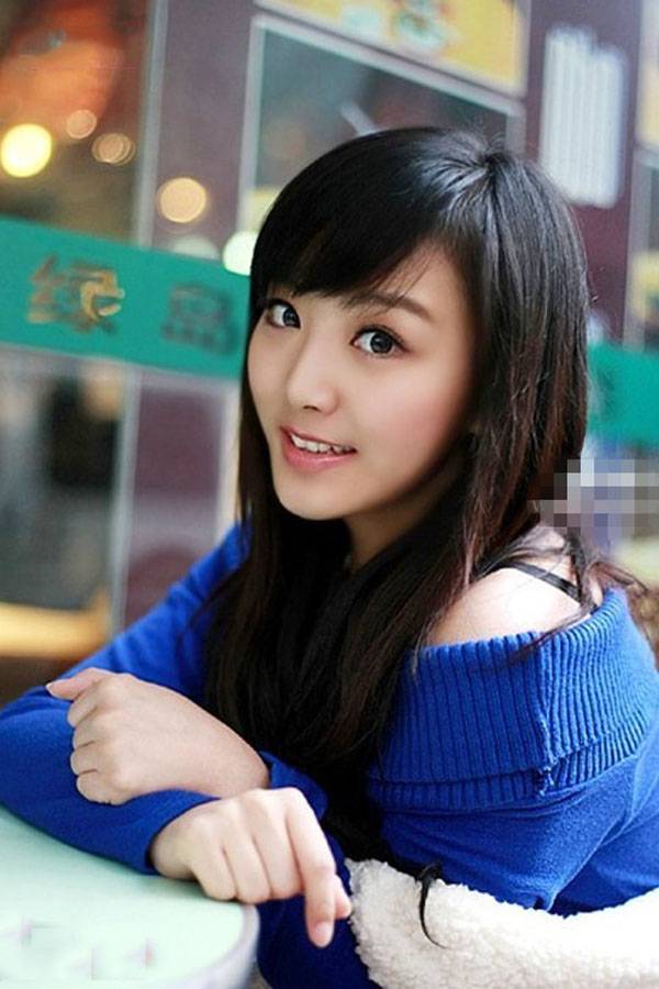 chilli氧气美女迷人微笑-4