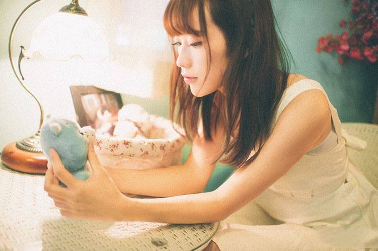 清纯可爱的蝴蝶结少女-5