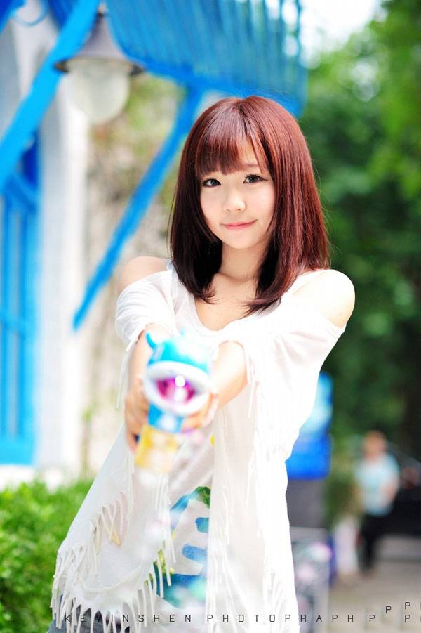 清纯可爱的女生快乐的夏日-2