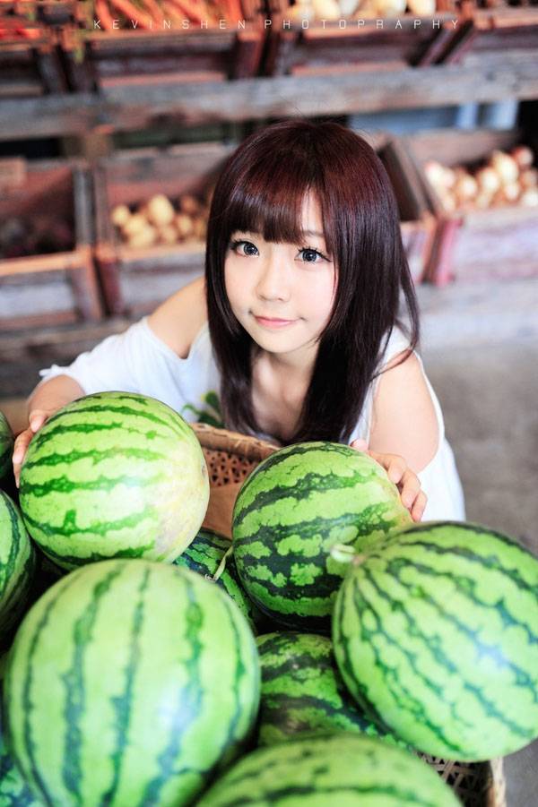 清纯可爱的女生快乐的夏日-10