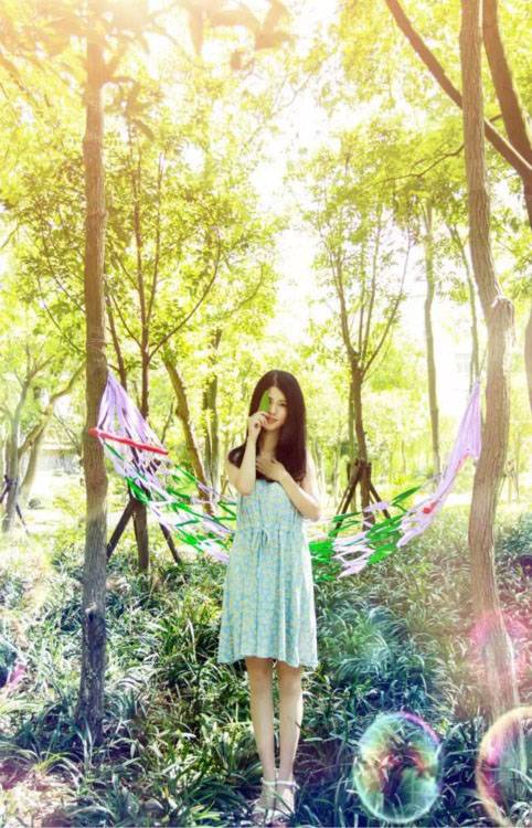 户外吊床上的纯美少女-6