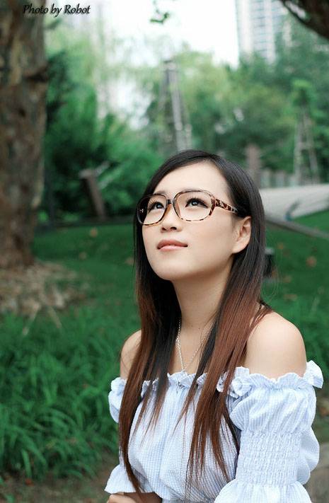 清纯可人的仲夏少女-2