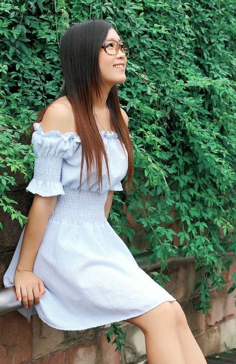 清纯可人的仲夏少女-6