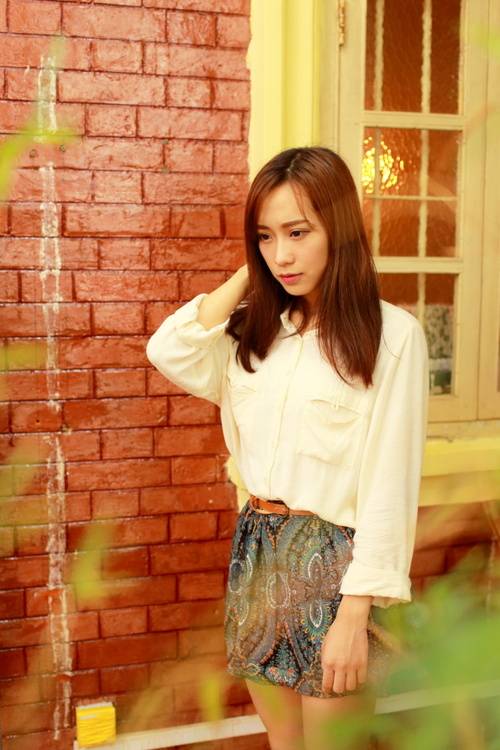 清纯少女慵懒的午后时光-4