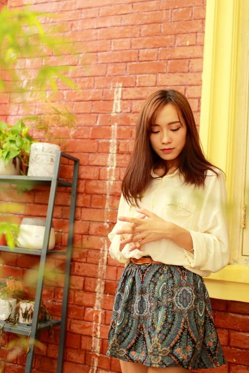 清纯少女慵懒的午后时光-5