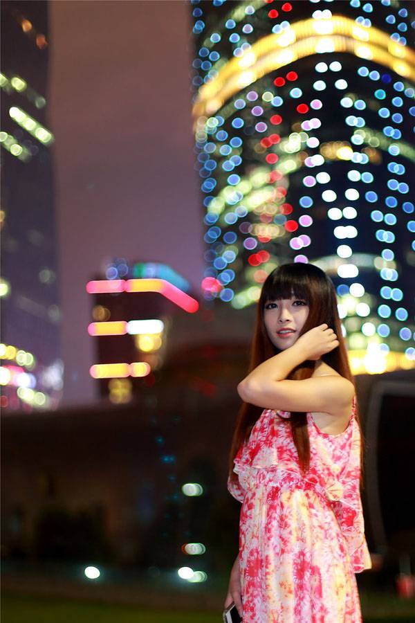 可爱美女迷人夜色短裙清纯写真-4