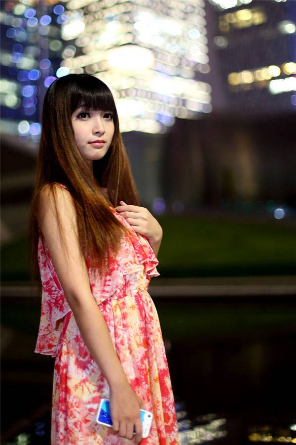 可爱美女迷人夜色短裙清纯写真-5