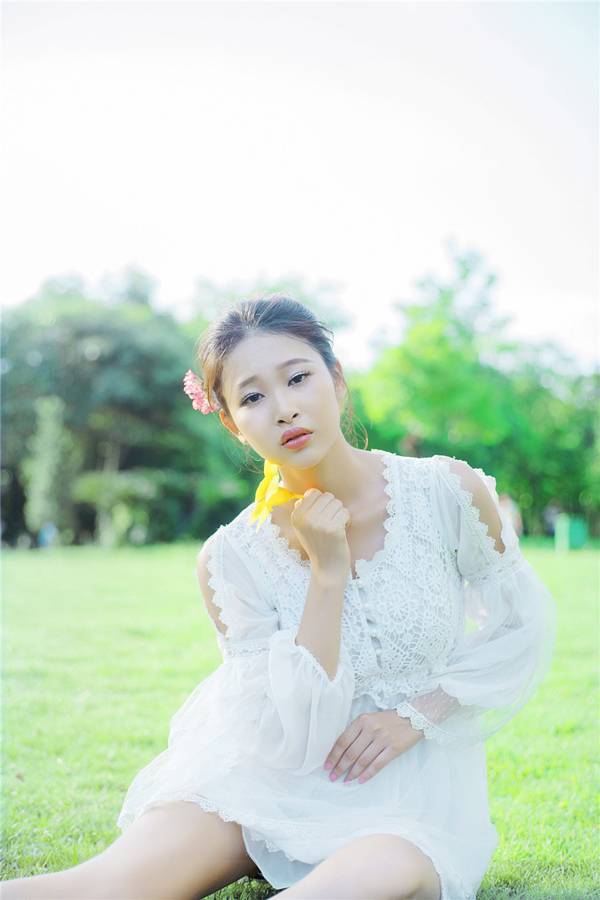 阳光美女清纯唯美户外写真-10