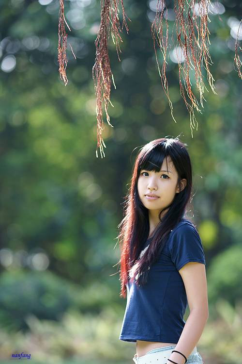 清纯可爱的唯美少女外拍-9