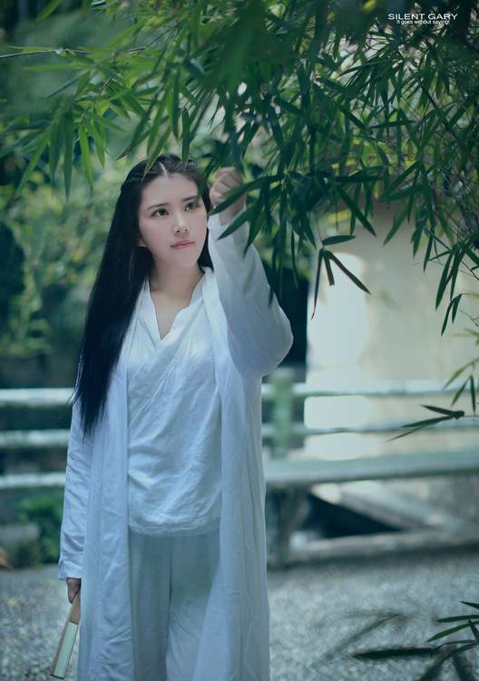 唯美少女的竹林里的秘密-5