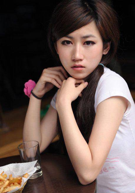 粉可爱的小宝贝阳光私房照-6