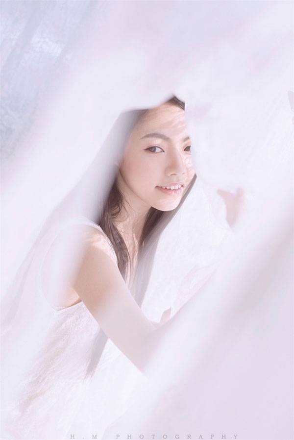 梦幻般的美女清纯美腿迷人写真