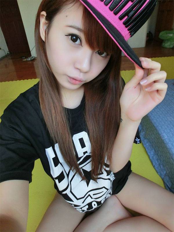 白嫩性感美女于熙可爱自拍照-2