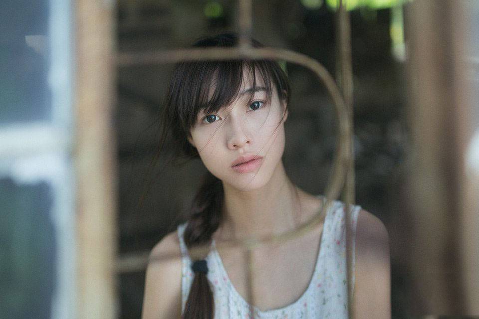 青纯美女海边渔家高清写真-7