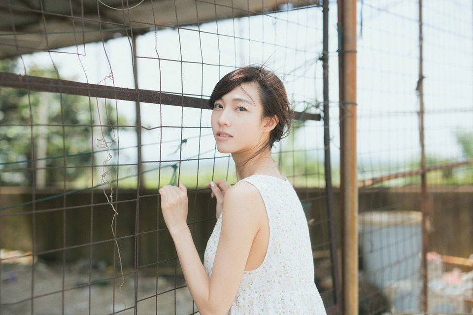 青纯美女海边渔家高清写真-9