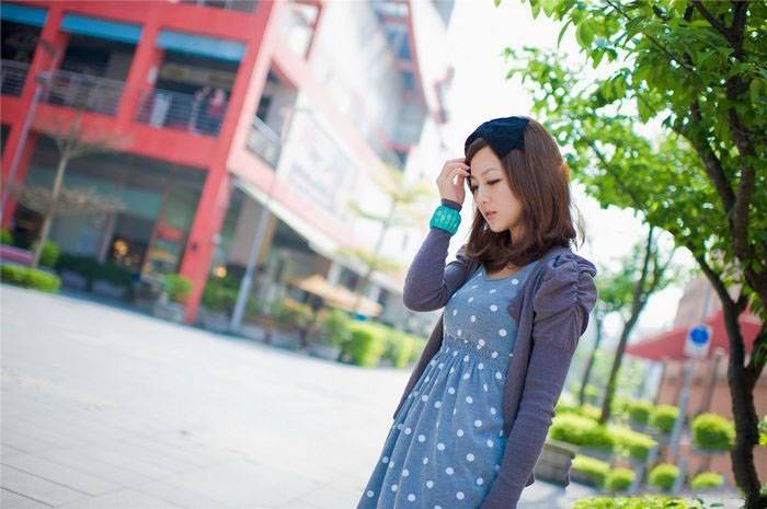 清纯美眉果子 户外时尚服饰写真-7