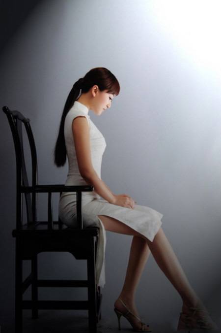 花样少女性感旗袍装-4