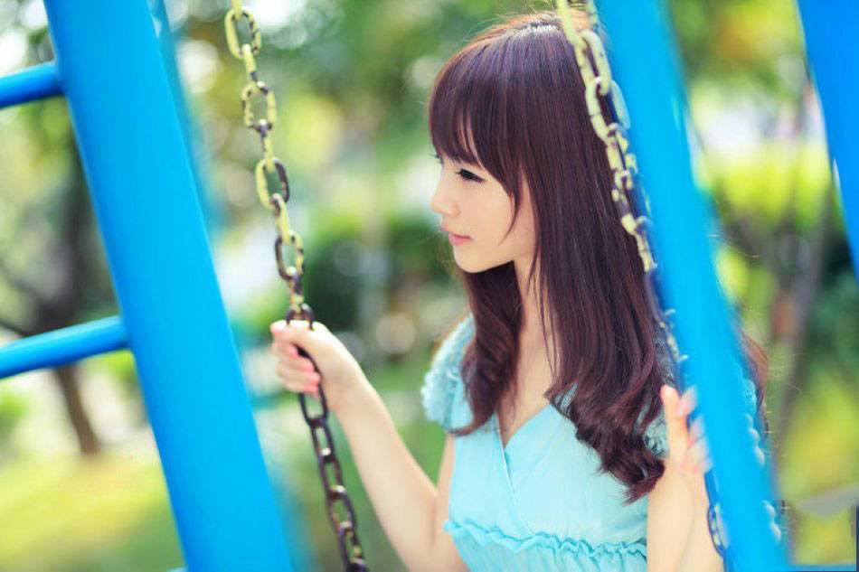 公园巧遇清纯学生少女-6