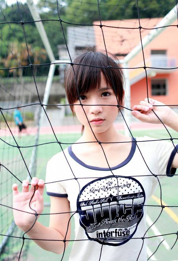 台湾学生妹可爱写真，粉水嫩-10