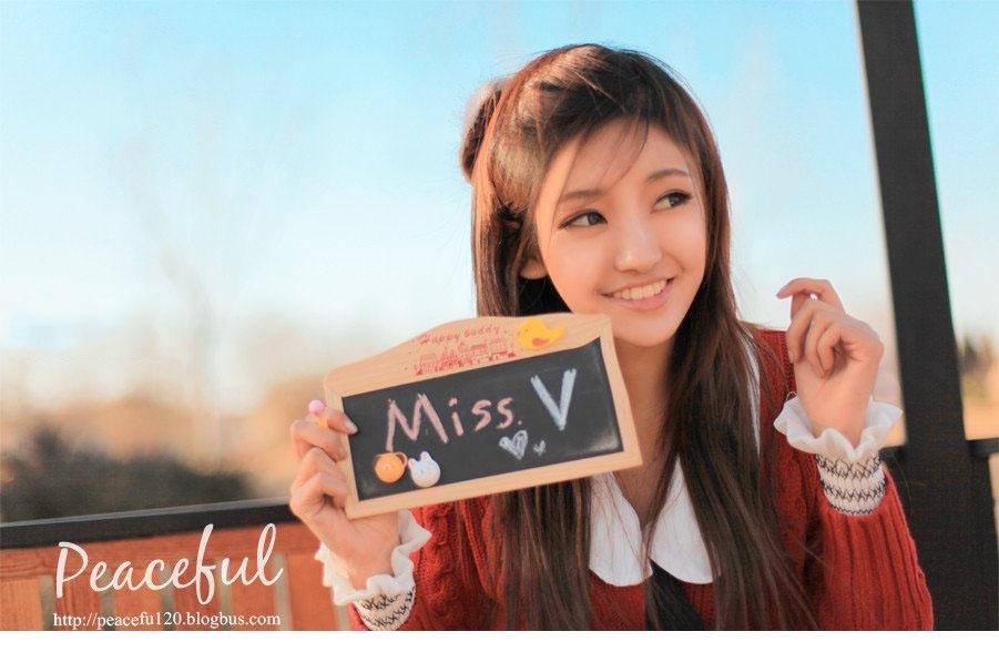 可人妹子微笑面对末日-3