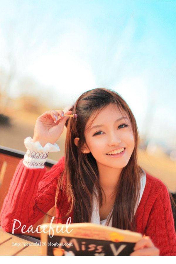 可人妹子微笑面对末日-6