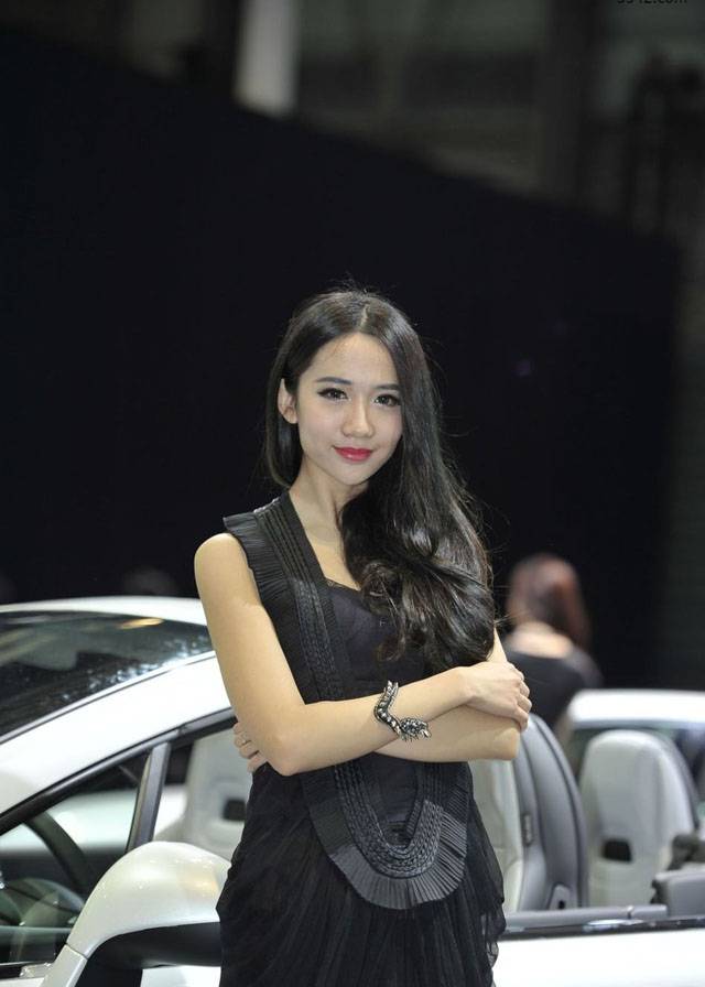 性感车模透视装现完美曲线-4