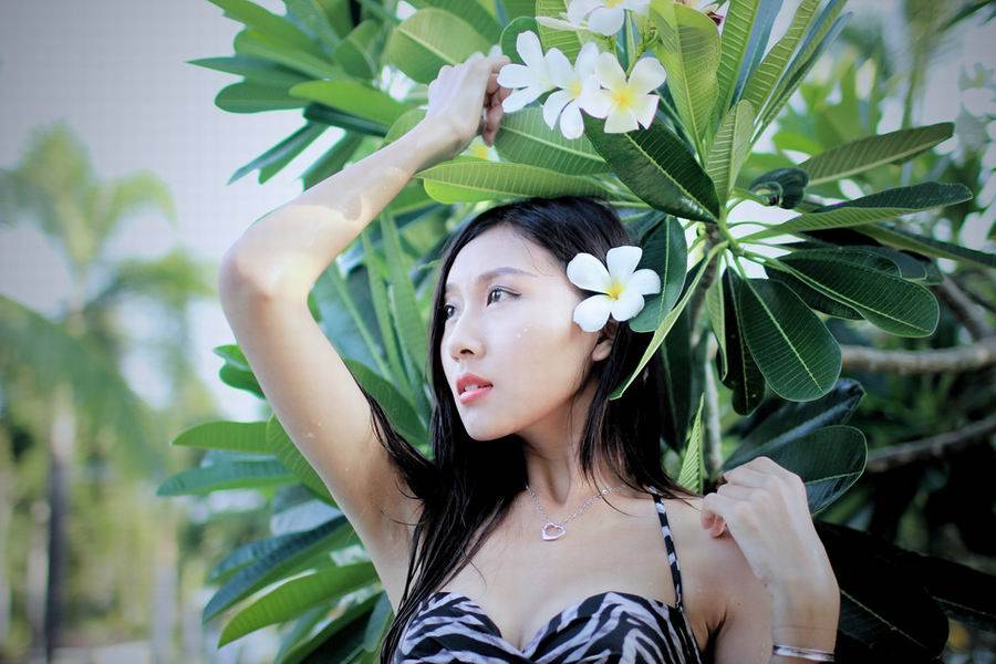 性感模特比基尼白嫩美腿-8