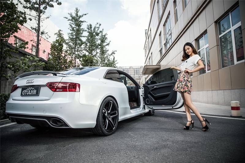 甜美车模温洁碎花短裙清新-6