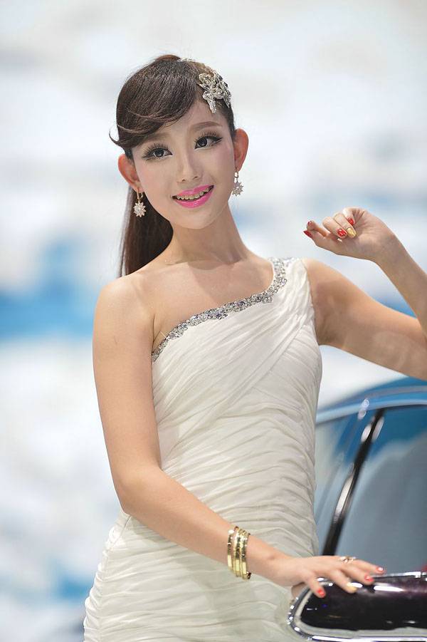 2014北京车展高清风华绝代的模特组图第2季-3