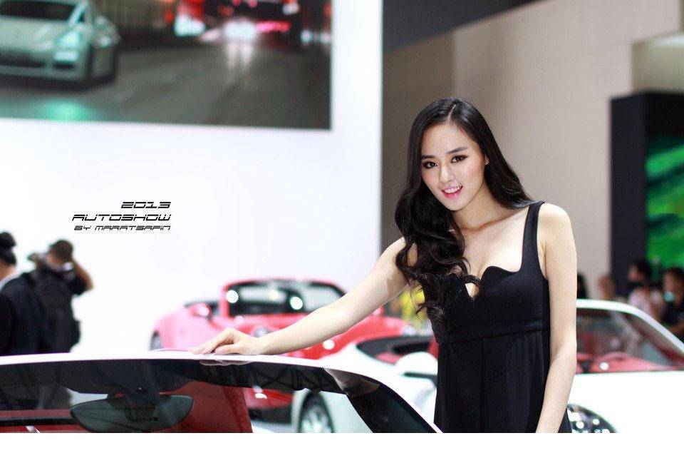 2013成都车展保时捷车模-2