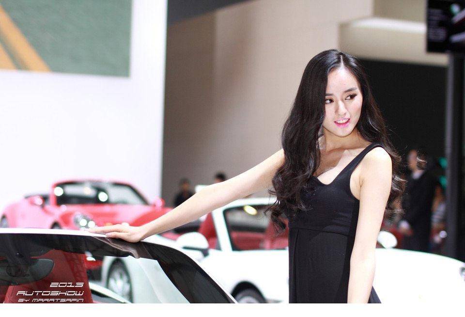 2013成都车展保时捷车模-6