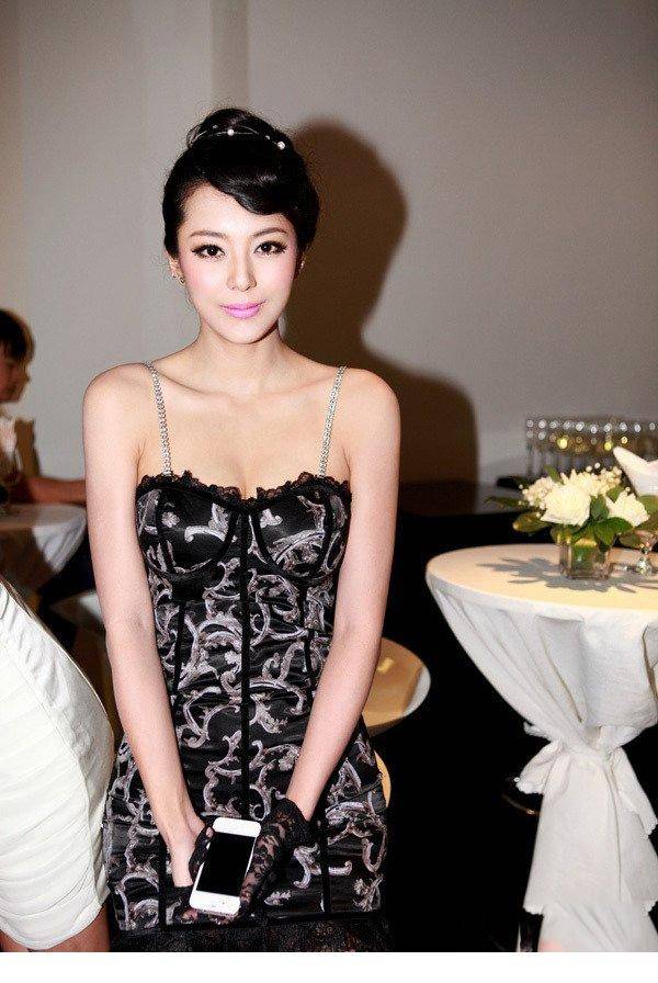 绝美车模艾尚真与兰博基尼-9