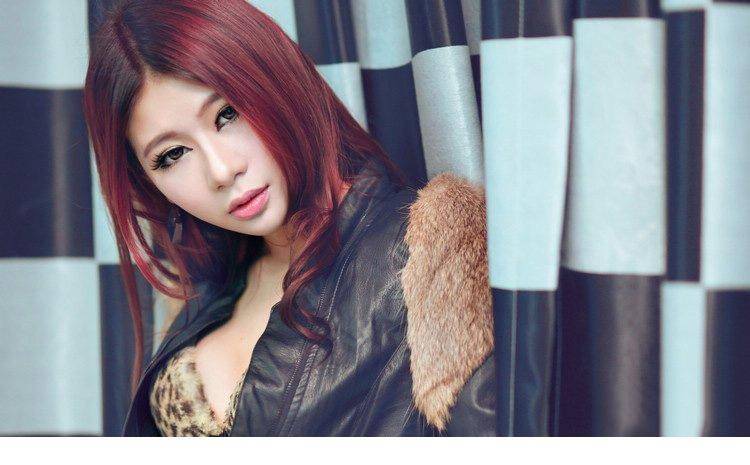 嫩模豹纹型型风格 奢华演绎