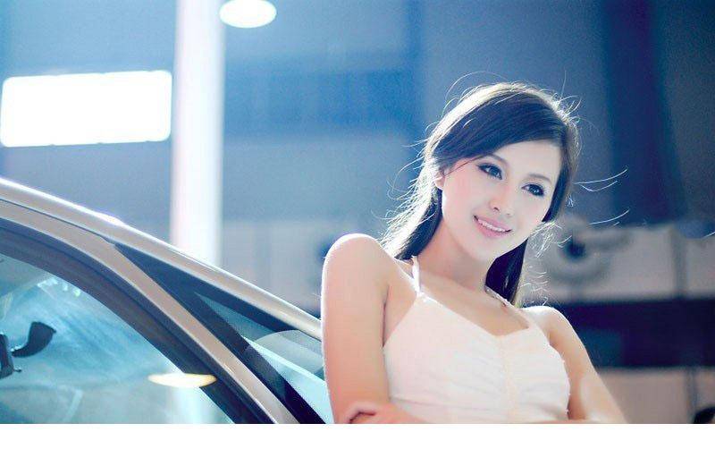 美女明星车模索蕾娜高清拍摄-6