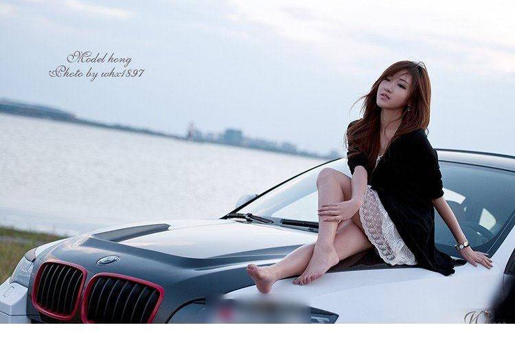 宝马上的销魂模特青春活力四射-4