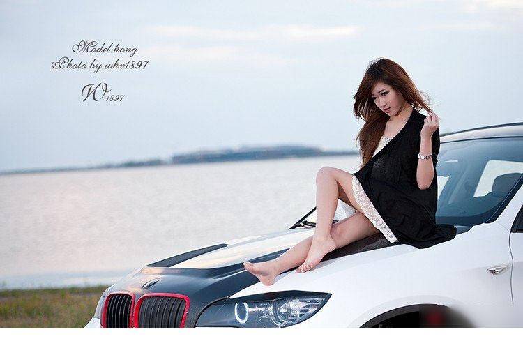 宝马上的销魂模特青春活力四射-6