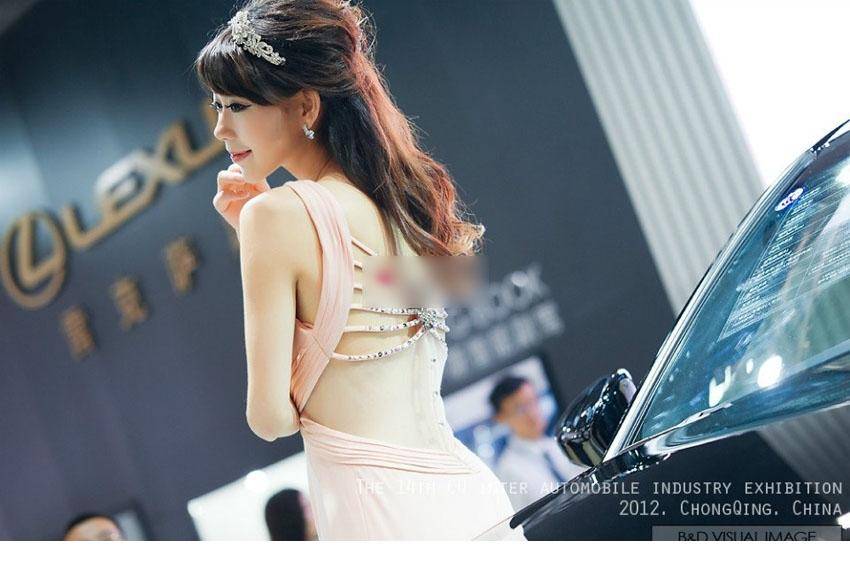 车展聚焦靓丽气质诱人美模-3