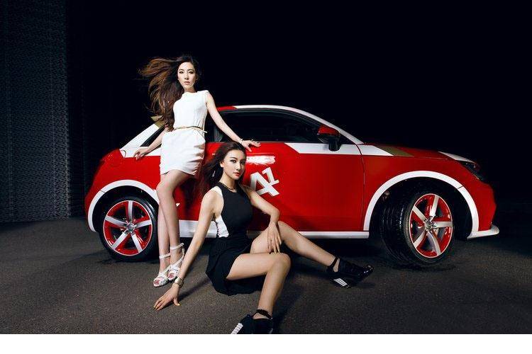 绝美高清姐妹花模特与豪车秀-4