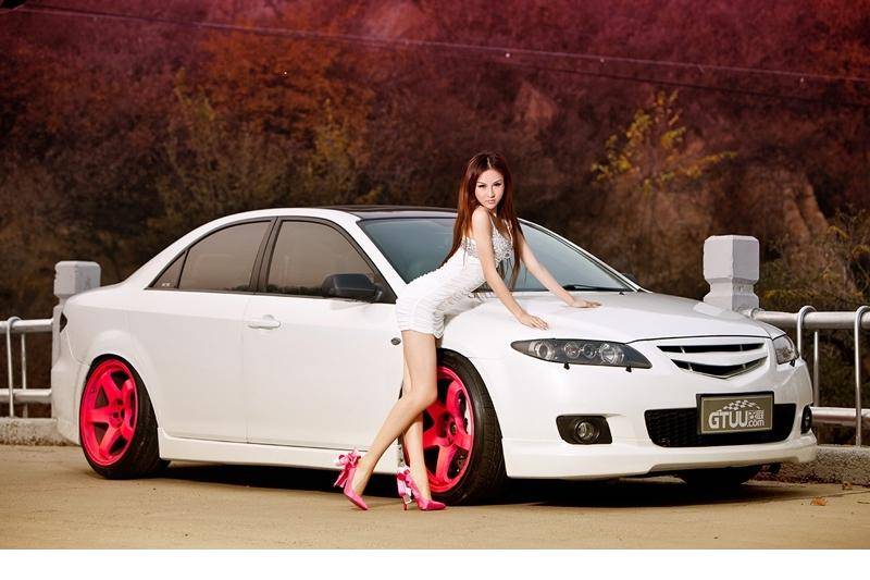 王子堃山路上的精灵车模-7