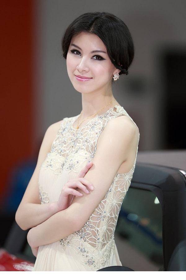 性感车模美女气质诱人-10