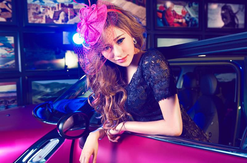 妩媚模特吴沐熙与酒红MINI-9