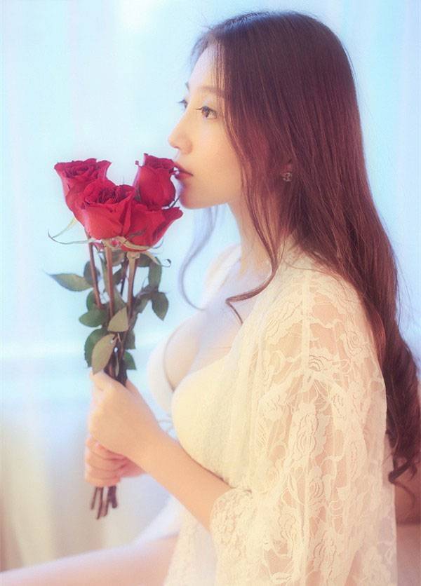 青丝薄纱的红玫瑰物语-3